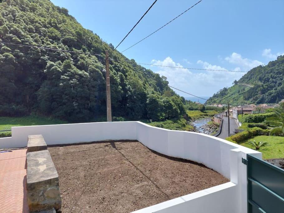 הוילה Faial da Terra Casa Do Sanguinho מראה חיצוני תמונה