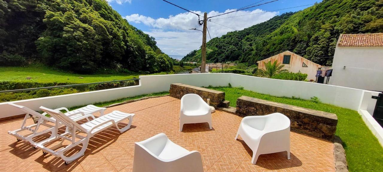 הוילה Faial da Terra Casa Do Sanguinho מראה חיצוני תמונה